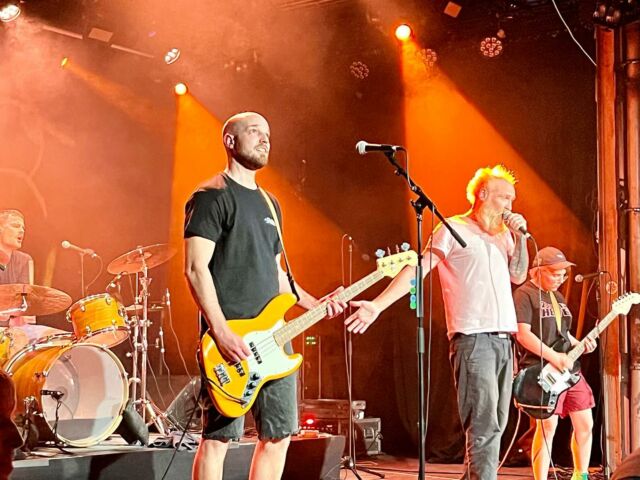 Team Scheisse live im Festsaal Kreuzberg